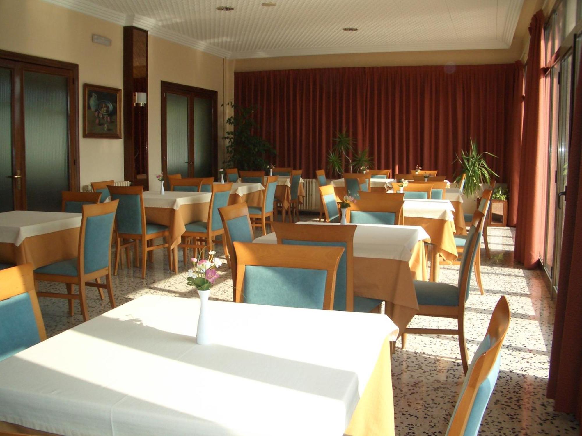 Hotel Sant Jordi Tarragona Exterior foto